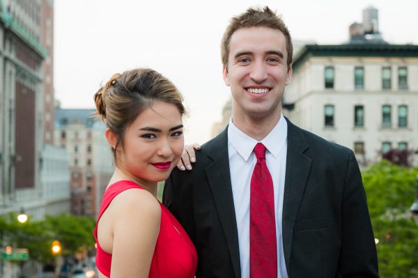 couples portrait photo shoot in NYC, engagement photogrpahy, young attractive people